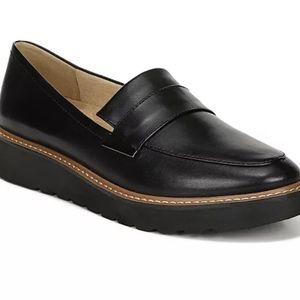 Naturalizer Adiline Loafer